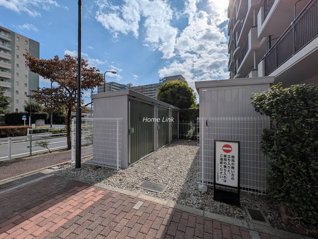 モアクレスト西台　防災倉庫